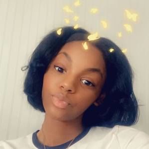 Meet your Posher, Dionne